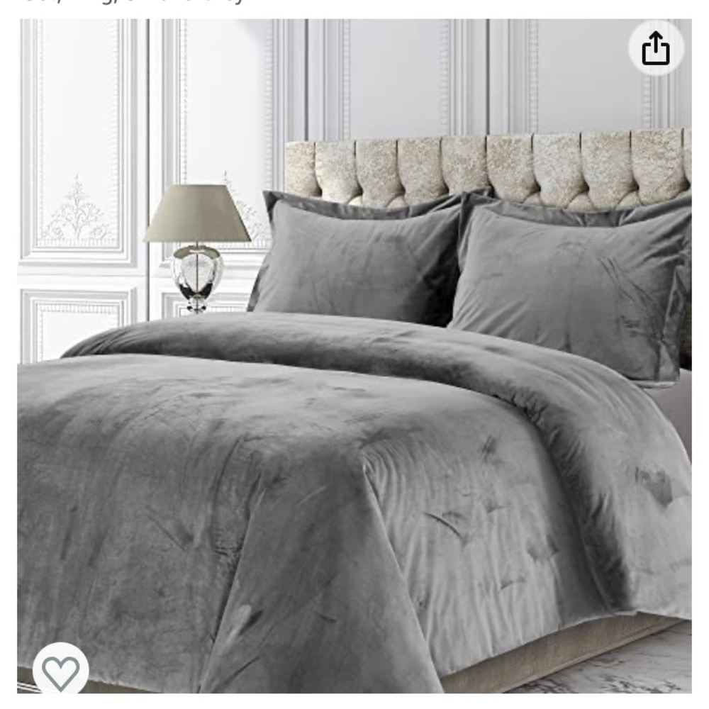 King size Velvet Duvet Cover & pillowcases. Like new